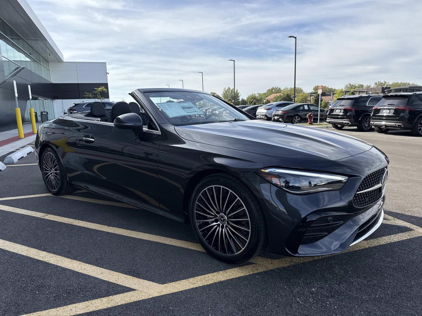 2026 Mercedes Benz CLE 300 4MATIC Cabriolet photo 4