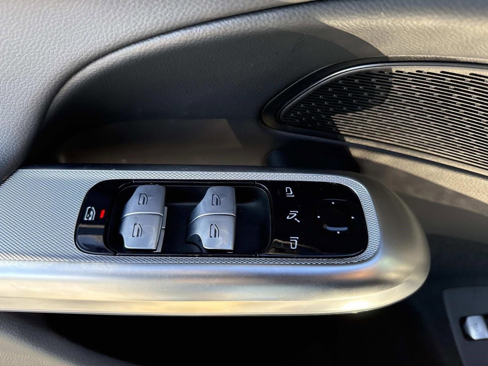 2024 MERCEDES-BENZ E-CLASS - Image 25