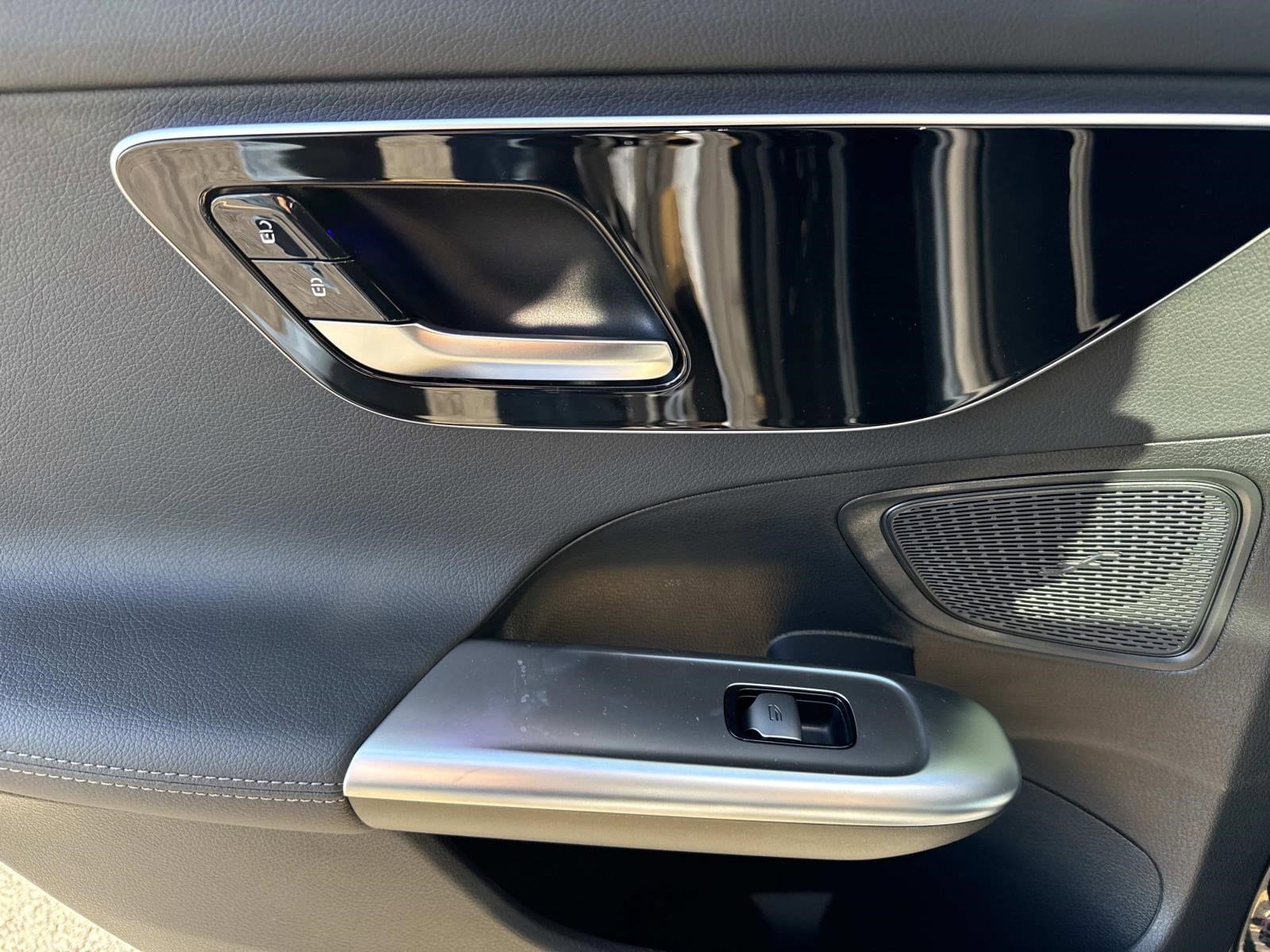 2026 MERCEDES-BENZ C-CLASS - Image 14