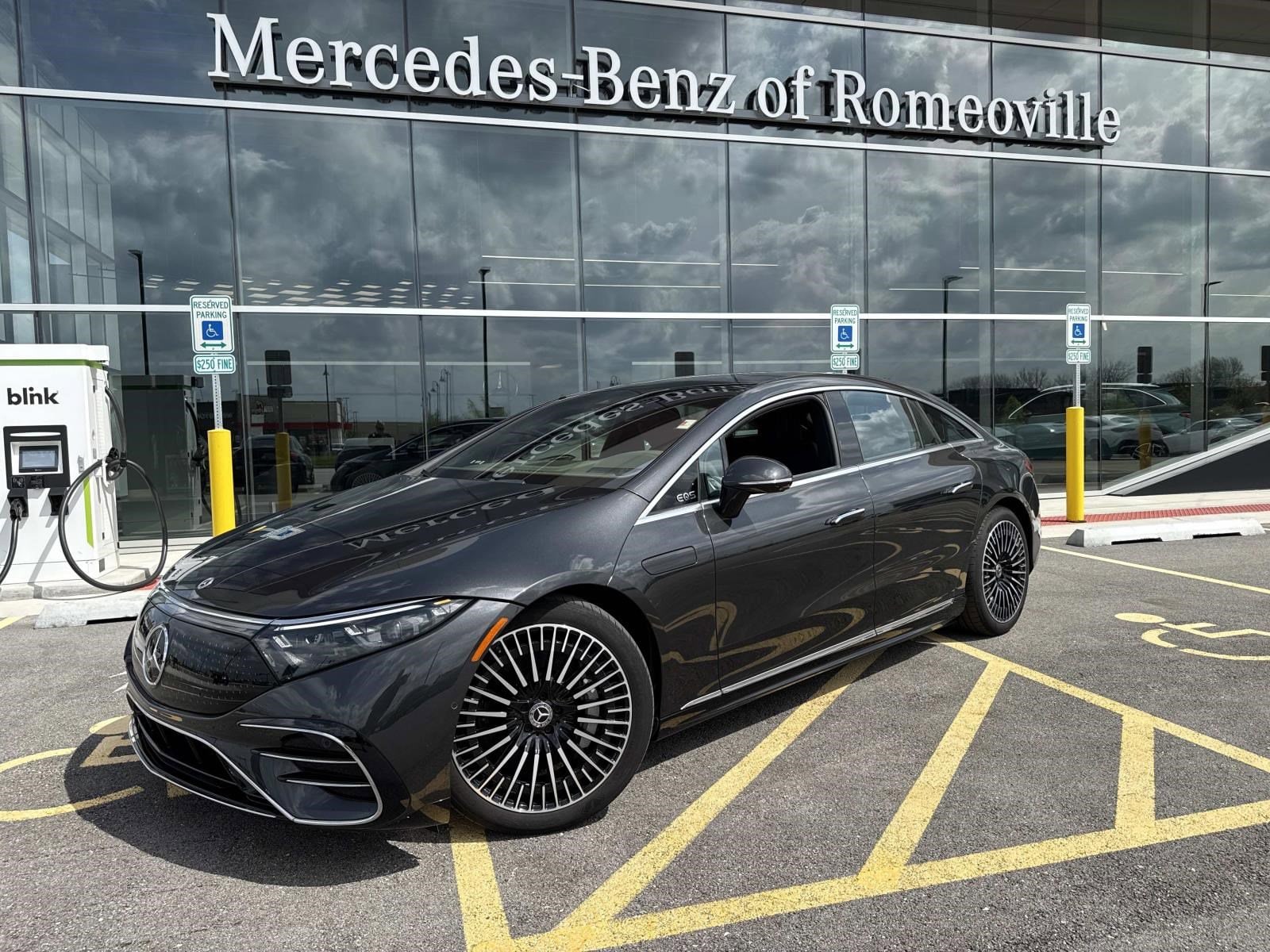 2023 Mercedes-Benz EQS EQS 580's photo