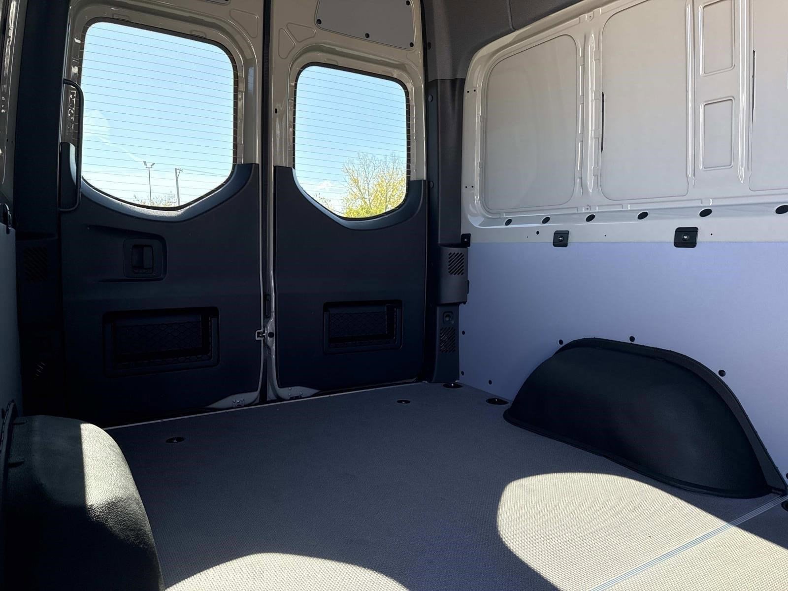 2026 MERCEDES-BENZ SPRINTER - Image 7