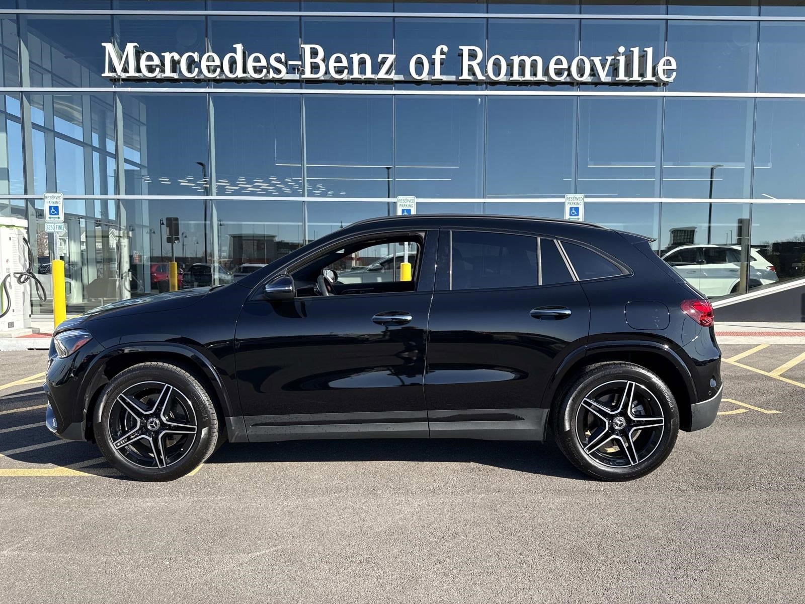 2025 MERCEDES-BENZ GLA-CLASS - Image 2