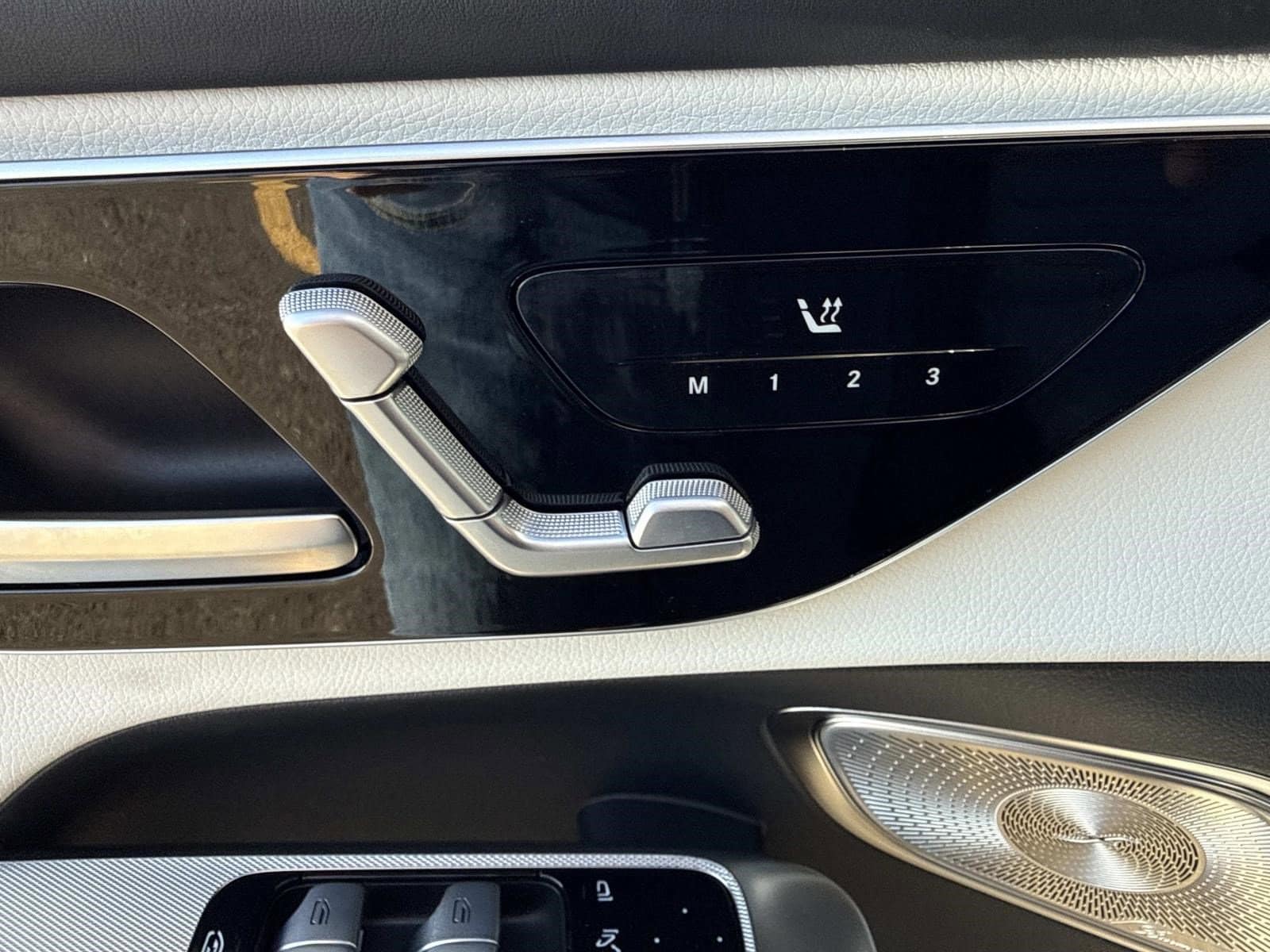 2024 MERCEDES-BENZ GLC-CLASS - Image 25