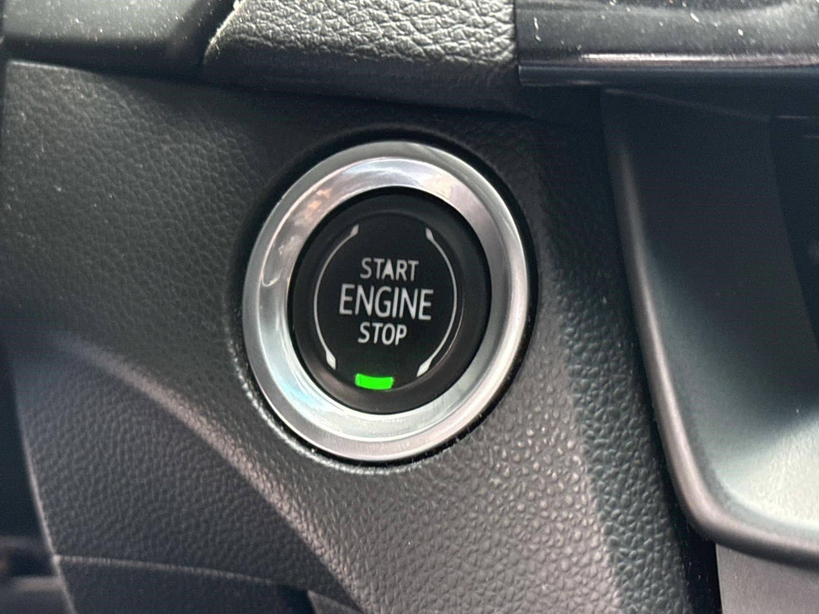 2022 CADILLAC CT4 - Image 31