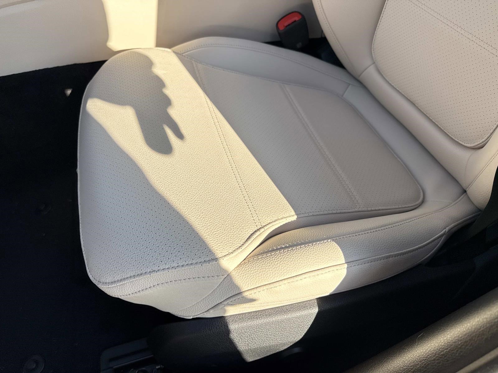 2026 MERCEDES-BENZ C-CLASS - Image 25