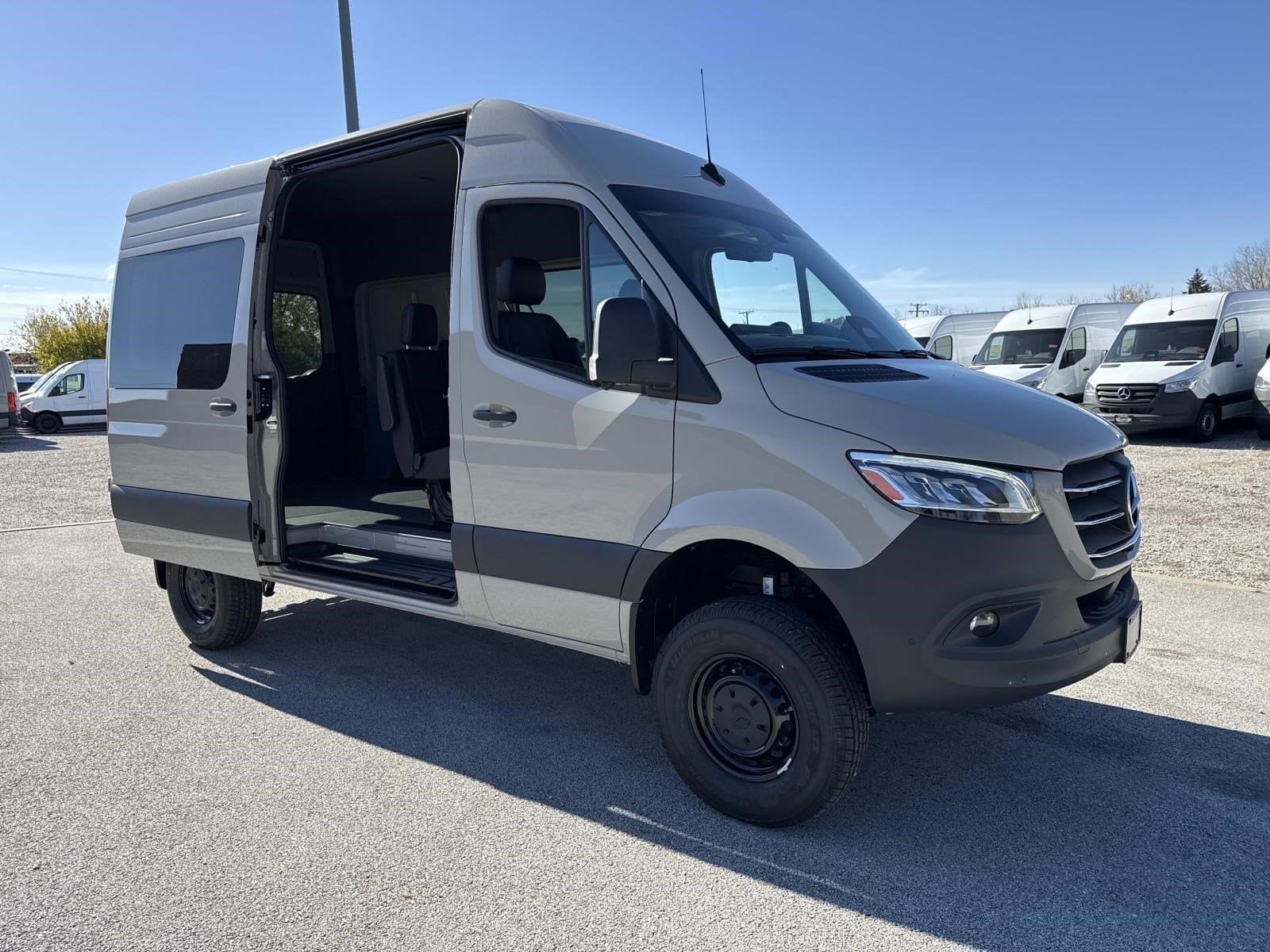 2026 MERCEDES-BENZ SPRINTER - Image 3