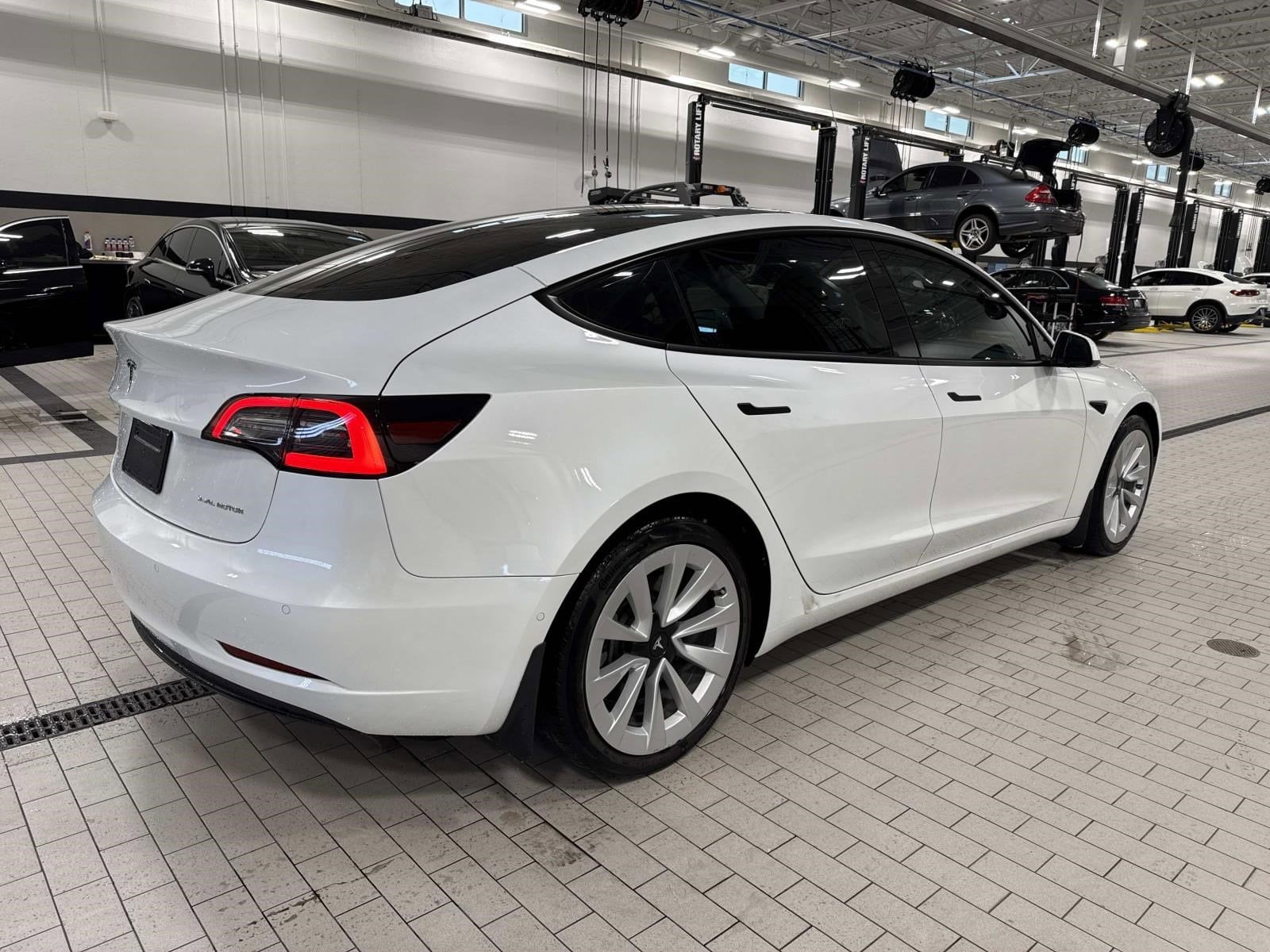 2022 TESLA MODEL 3 - Image 6