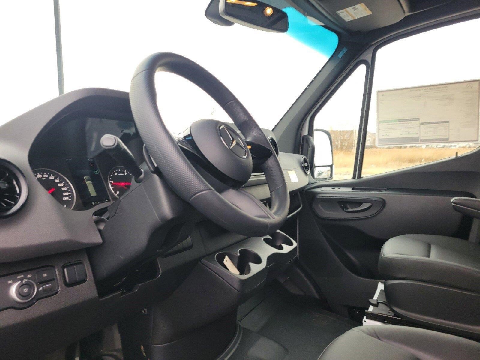 2025 MERCEDES-BENZ SPRINTER - Image 21