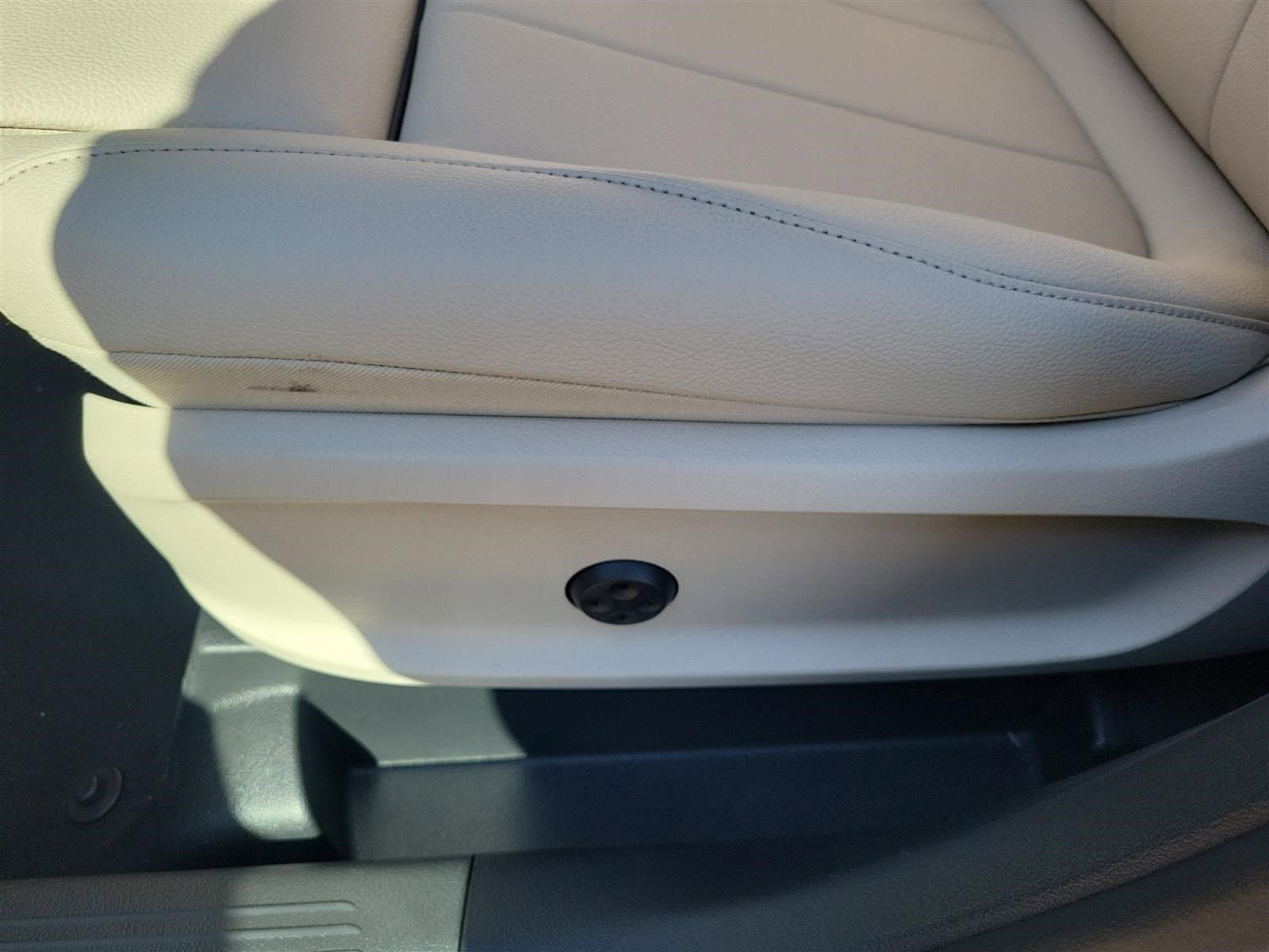 2025 MERCEDES-BENZ GLB-CLASS - Image 28