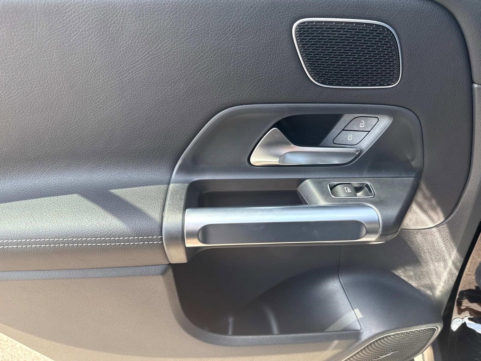 2025 MERCEDES-BENZ GLB-CLASS - Image 16