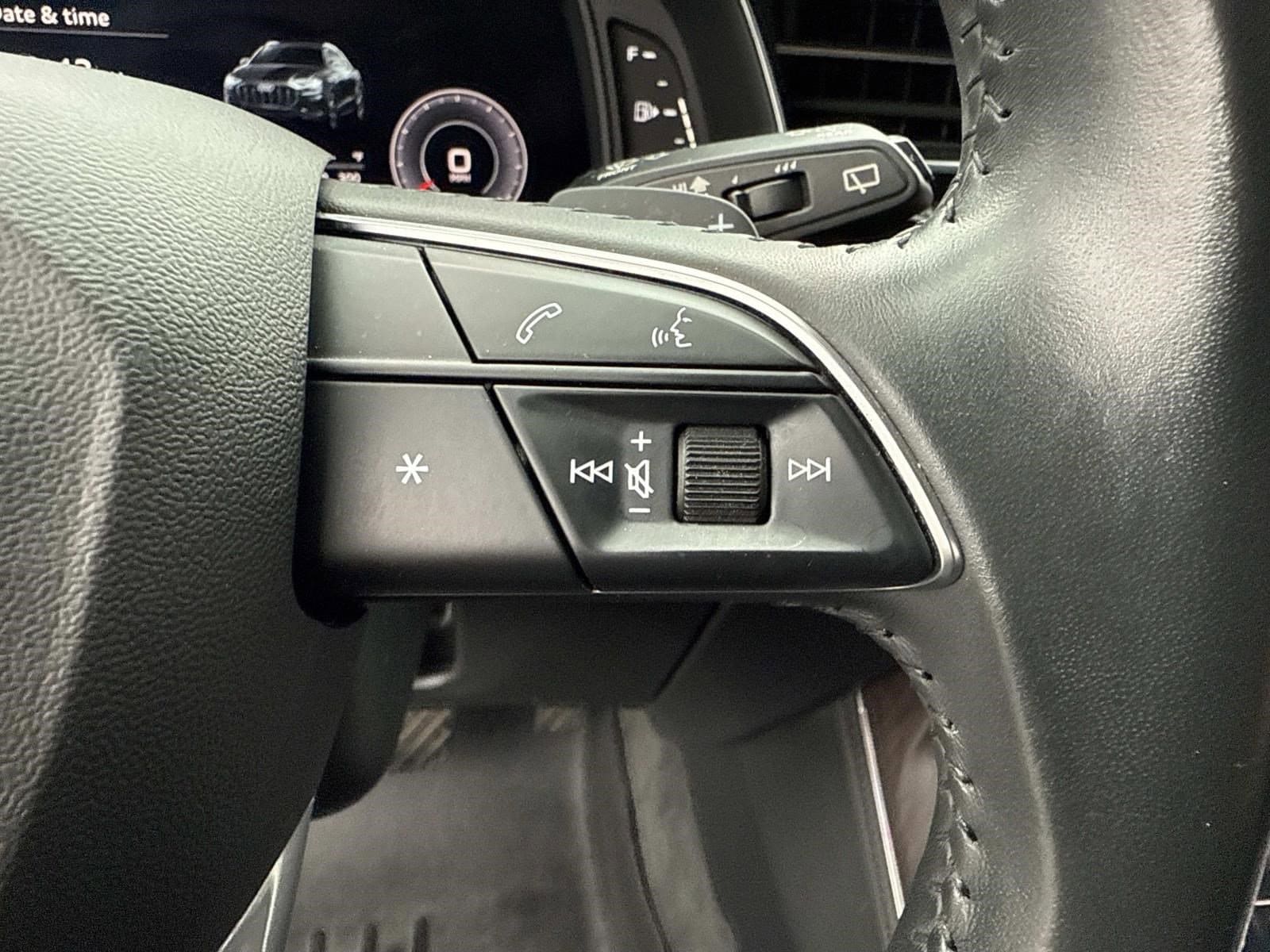 2019 AUDI Q8 - Image 35