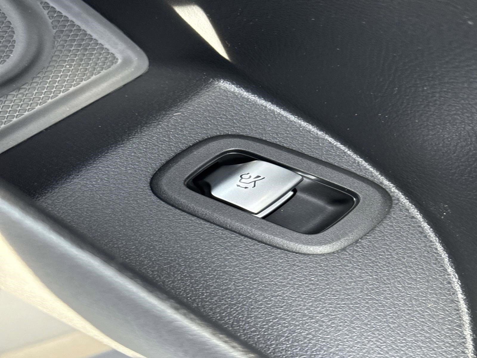 2026 MERCEDES-BENZ GLC-CLASS - Image 27