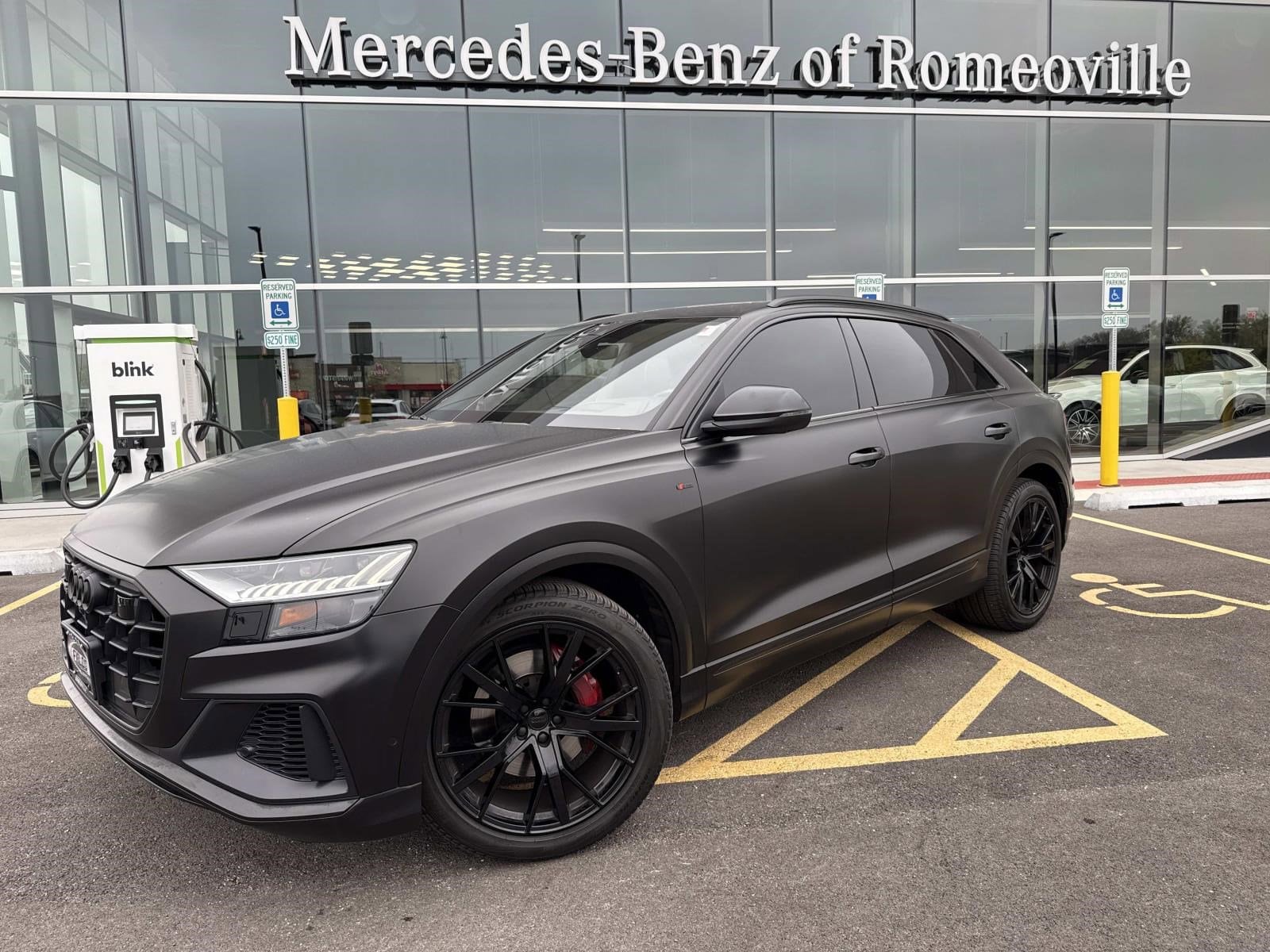 2019 AUDI Q8 - Image 1