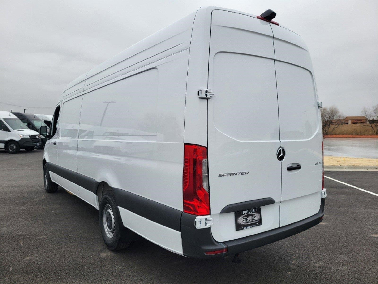2025 MERCEDES-BENZ SPRINTER - Image 13