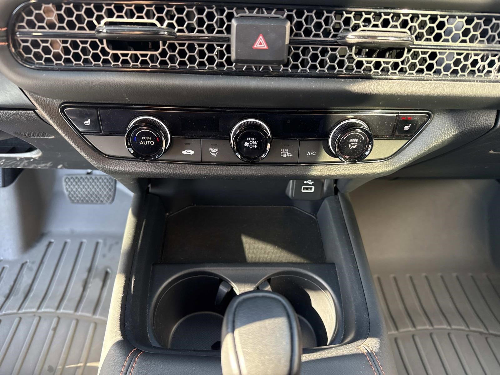 2023 HONDA HR-V - Image 29