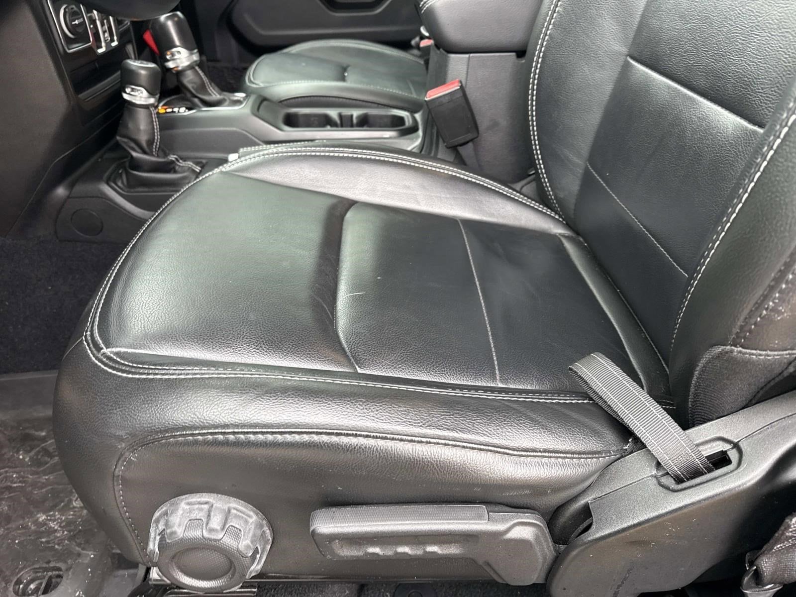 2022 JEEP WRANGLER - Image 18