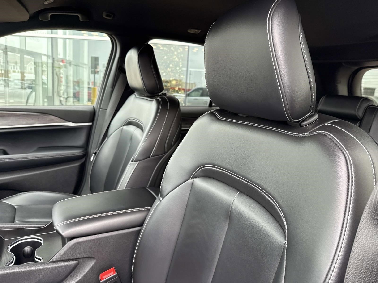 2024 JEEP GRAND CHEROKEE - Image 27