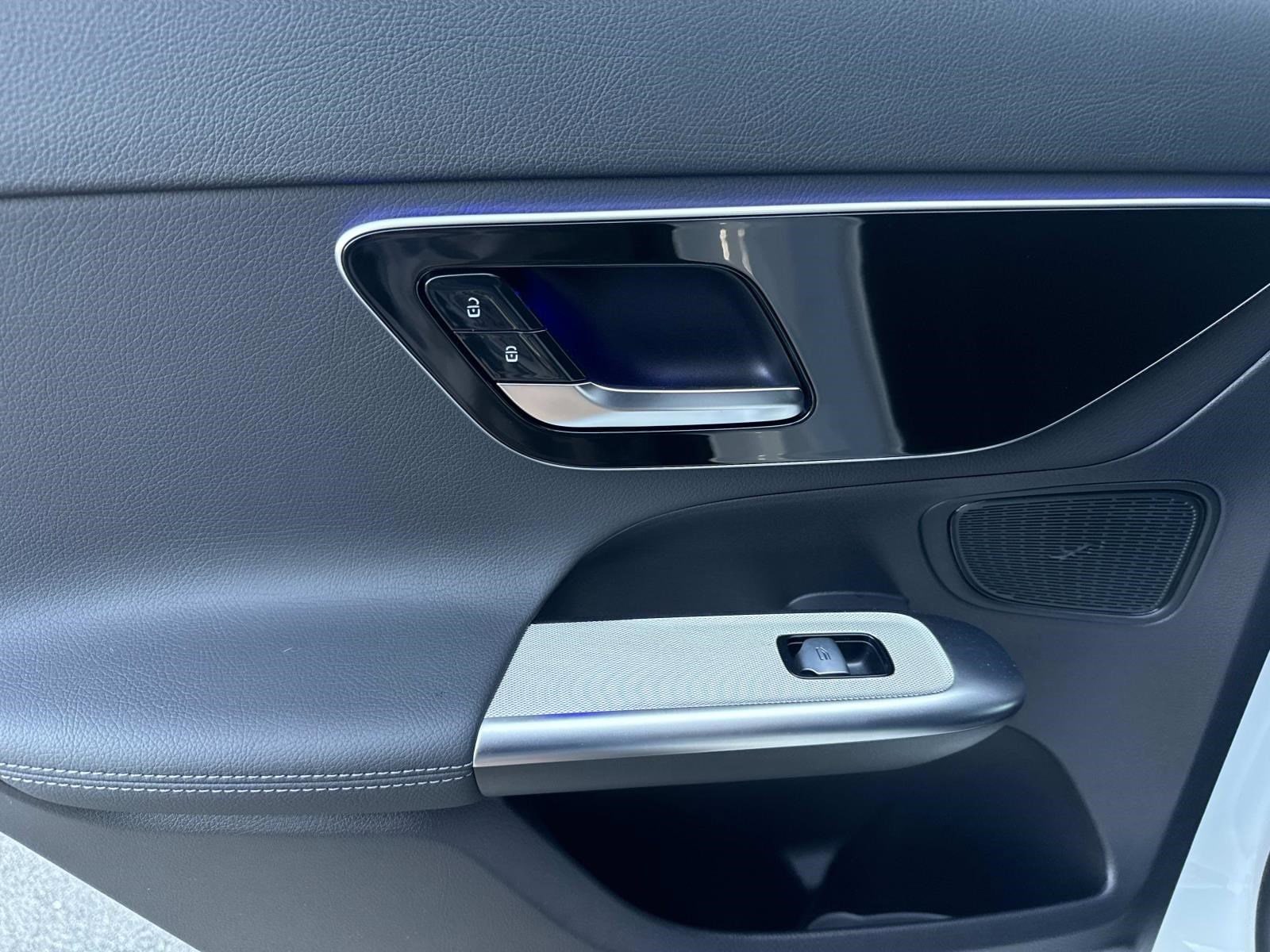 2026 Mercedes-Benz GLC Base - Photo 13