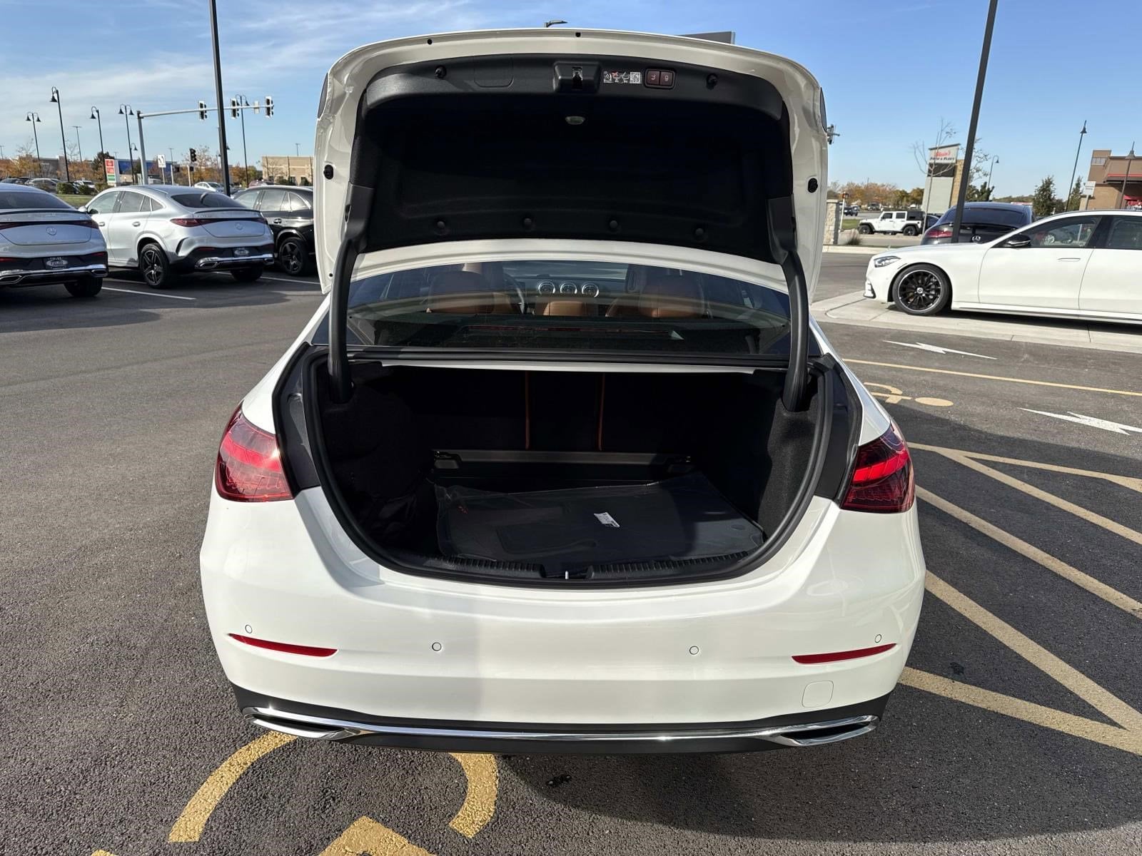 2026 MERCEDES-BENZ C-CLASS - Image 13