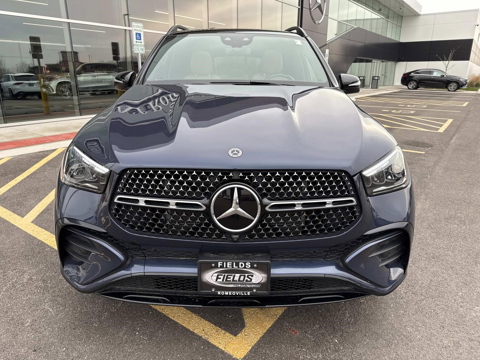 2024 Mercedes Benz GLE 350 4MATIC photo 2