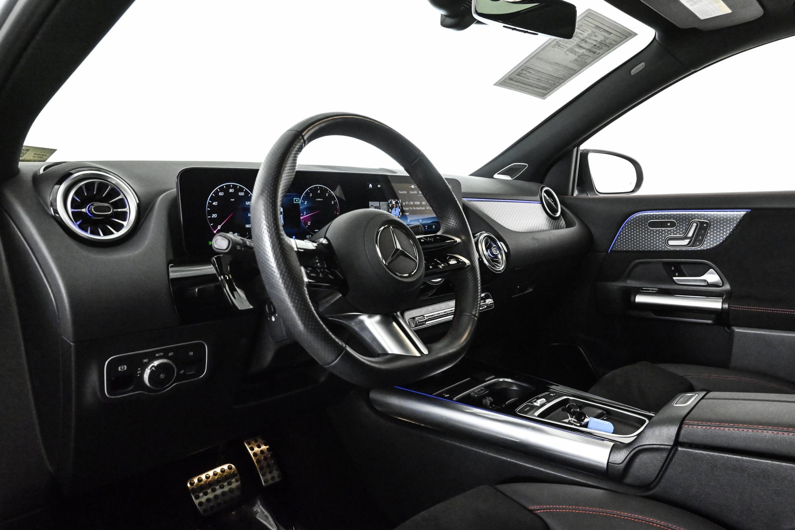 2024 MERCEDES-BENZ GLA-CLASS - Image 10