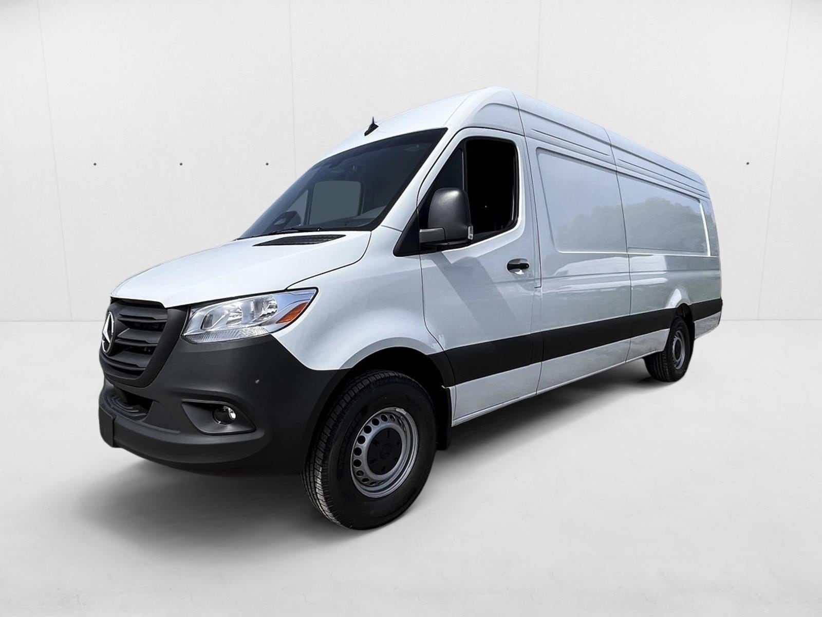 2025 Mercedes-Benz Sprinter Cargo Van Base's photo