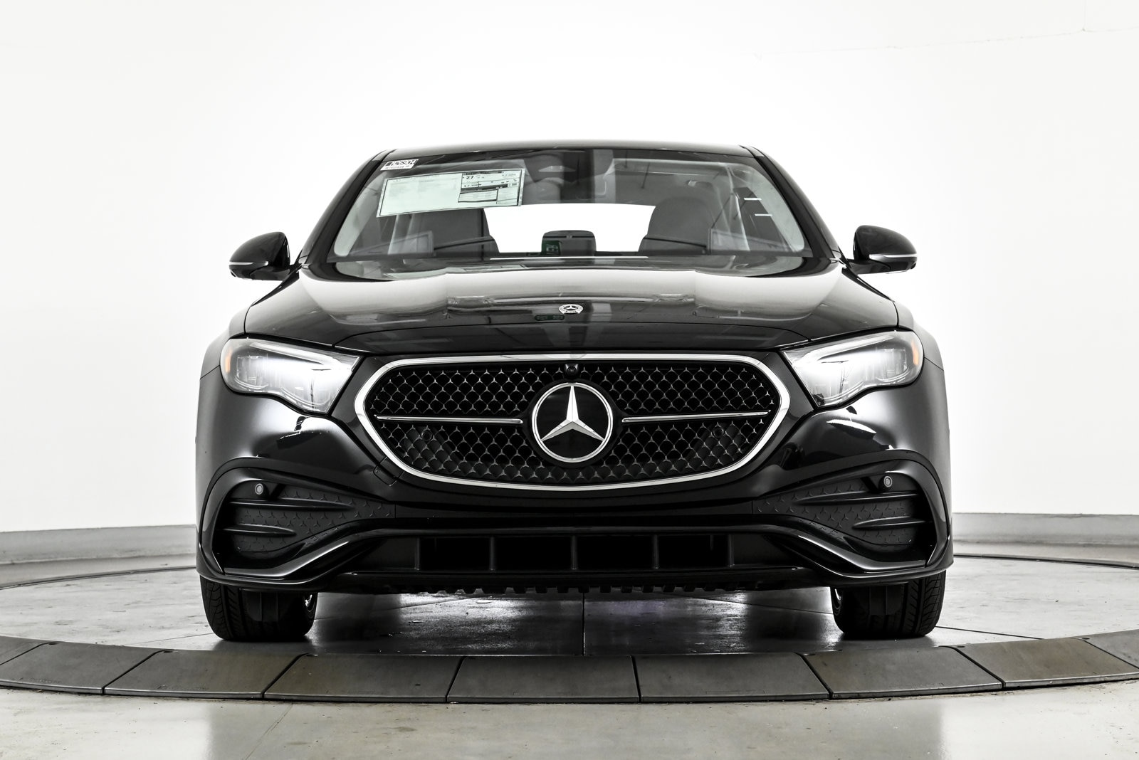 2026 MERCEDES-BENZ E-CLASS - Image 2