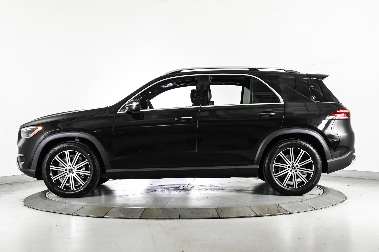 2026 MERCEDES-BENZ GLE-CLASS - Image 9