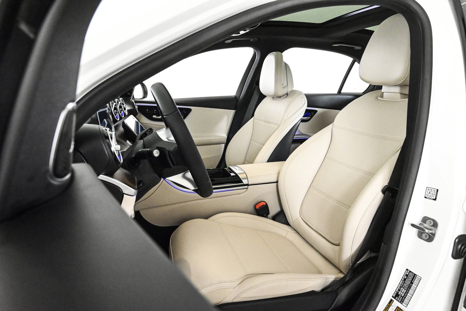 2025 MERCEDES-BENZ C-CLASS - Image 18