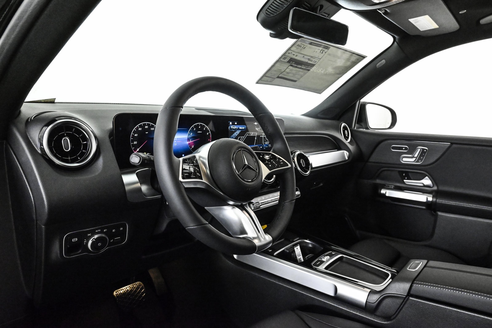 2026 MERCEDES-BENZ GLB-CLASS - Image 10