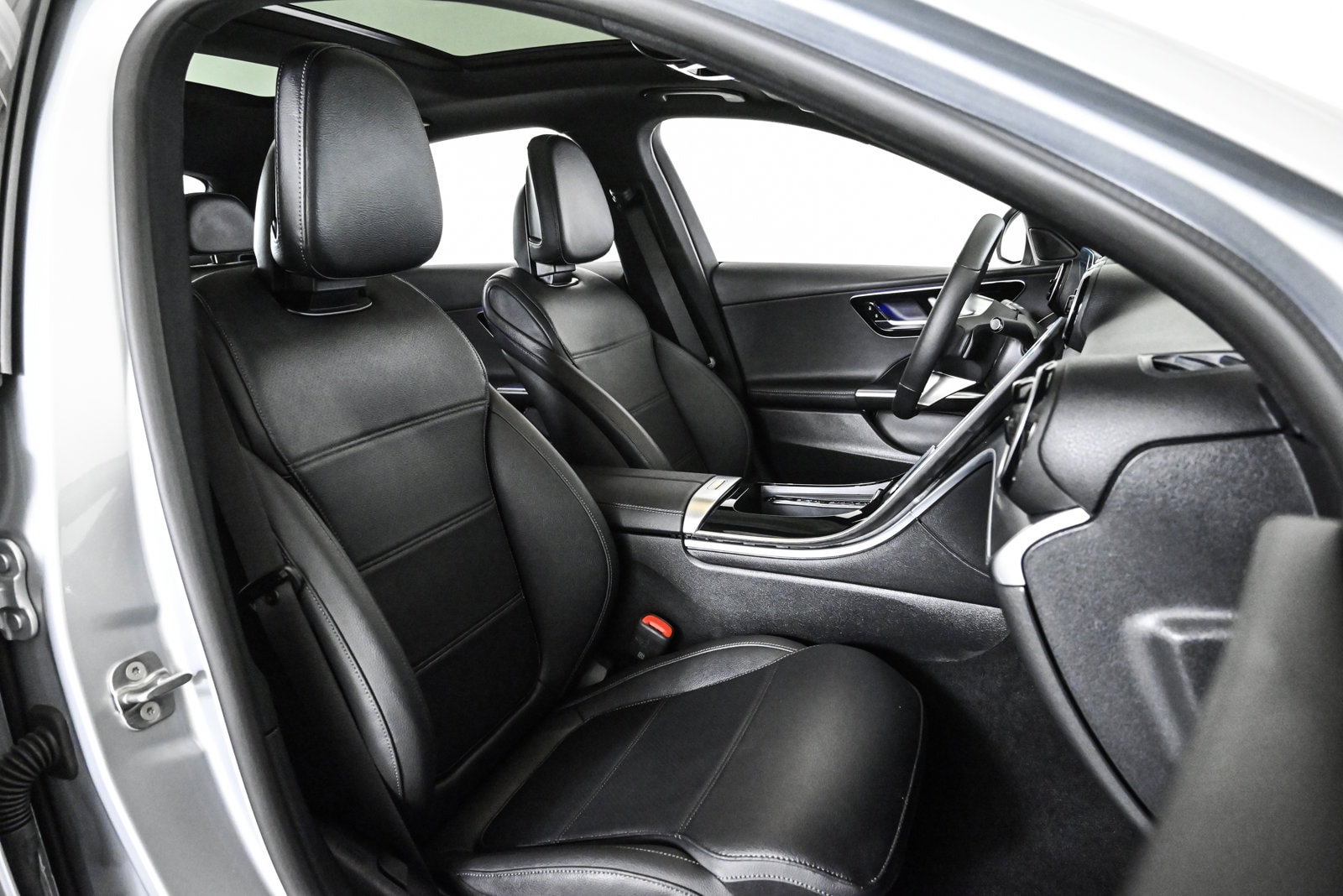 2025 MERCEDES-BENZ C-CLASS - Image 22