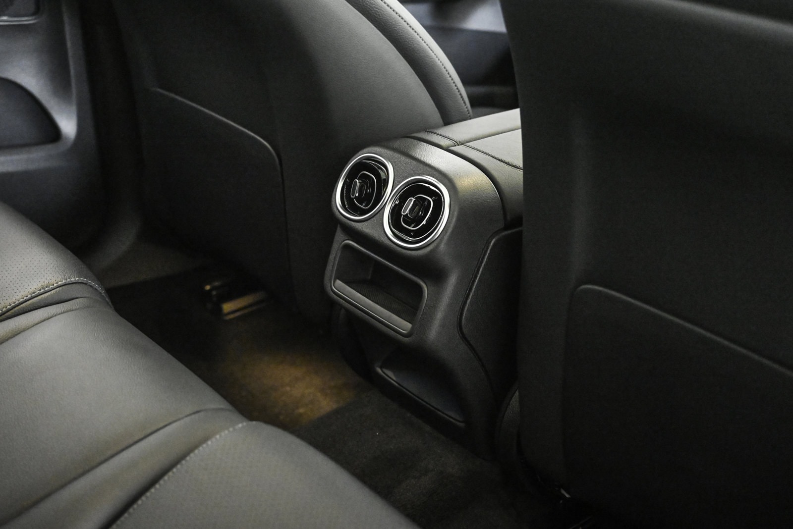 2026 MERCEDES-BENZ GLC-CLASS - Image 19