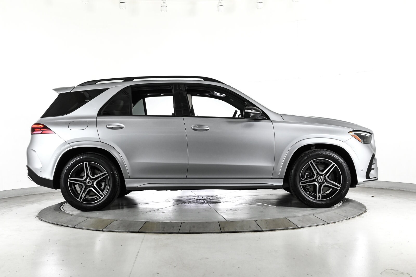 2026 MERCEDES-BENZ GLE-CLASS - Image 4
