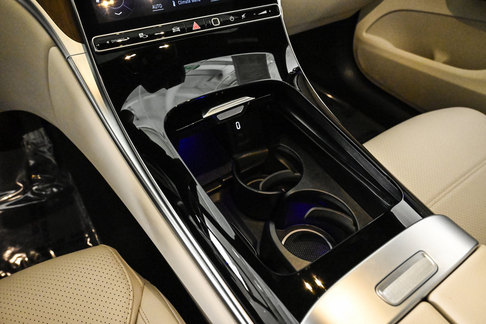 2024 MERCEDES-BENZ GLC-CLASS - Image 13