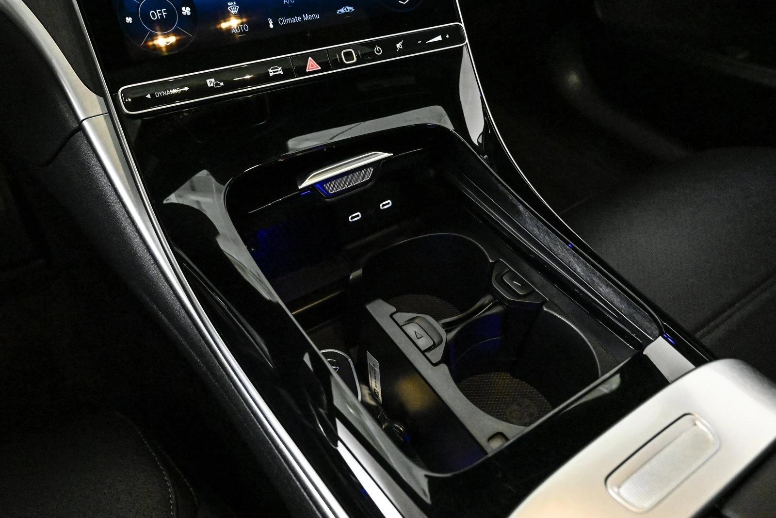 2026 MERCEDES-BENZ C-CLASS - Image 13