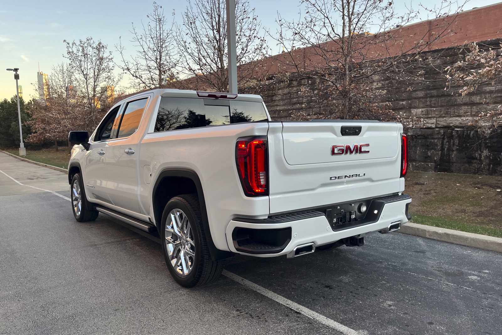 2022 GMC SIERRA - Image 8