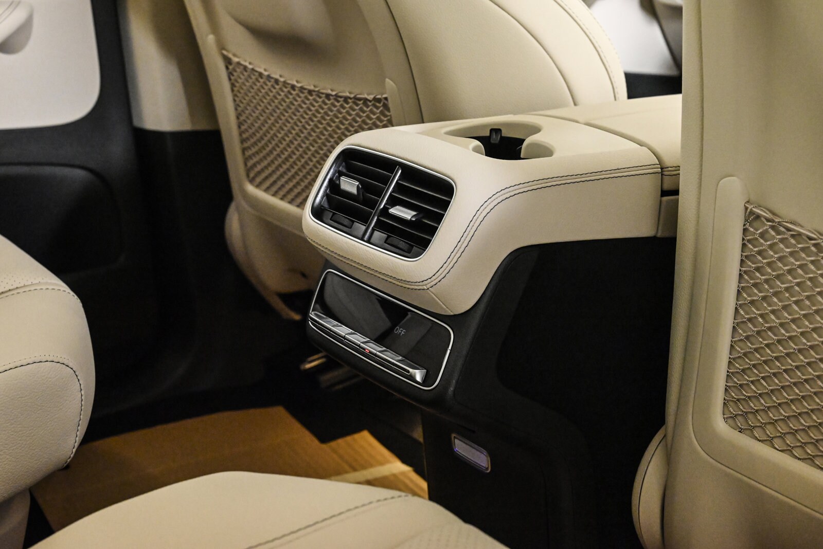 2026 MERCEDES-BENZ GLS-CLASS - Image 19