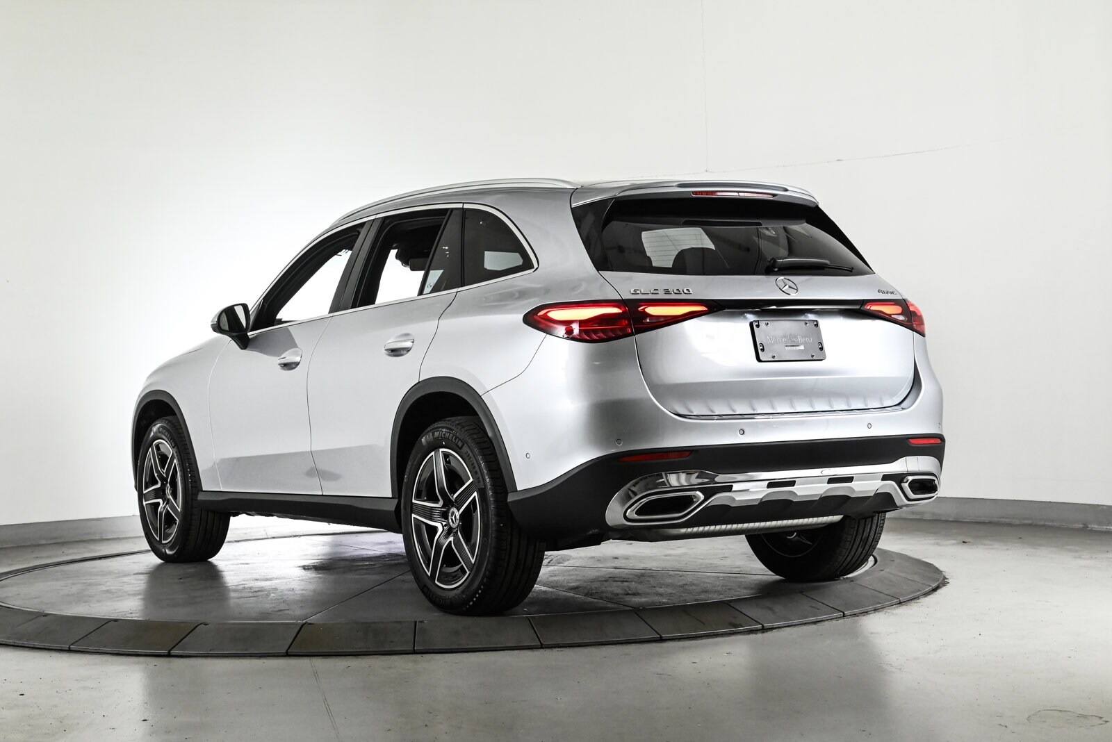 2026 MERCEDES-BENZ GLC-CLASS - Image 8