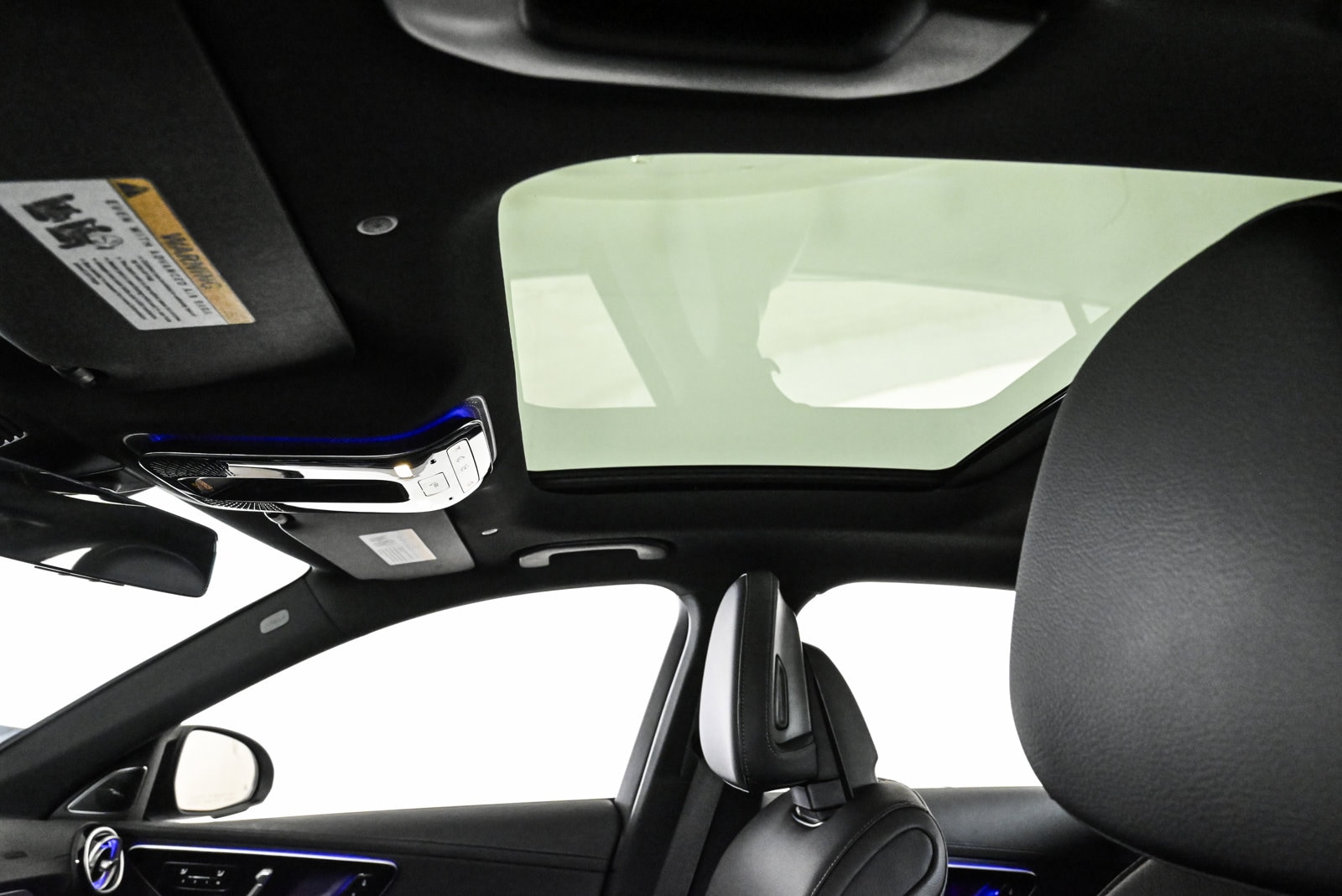 2025 MERCEDES-BENZ C-CLASS - Image 17