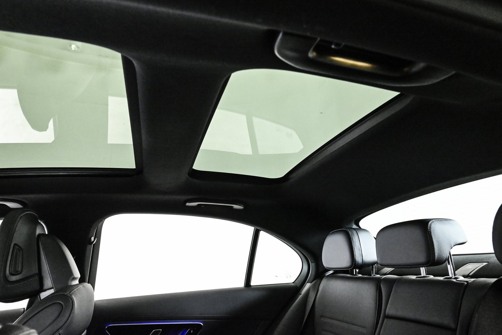 2025 MERCEDES-BENZ C-CLASS - Image 21