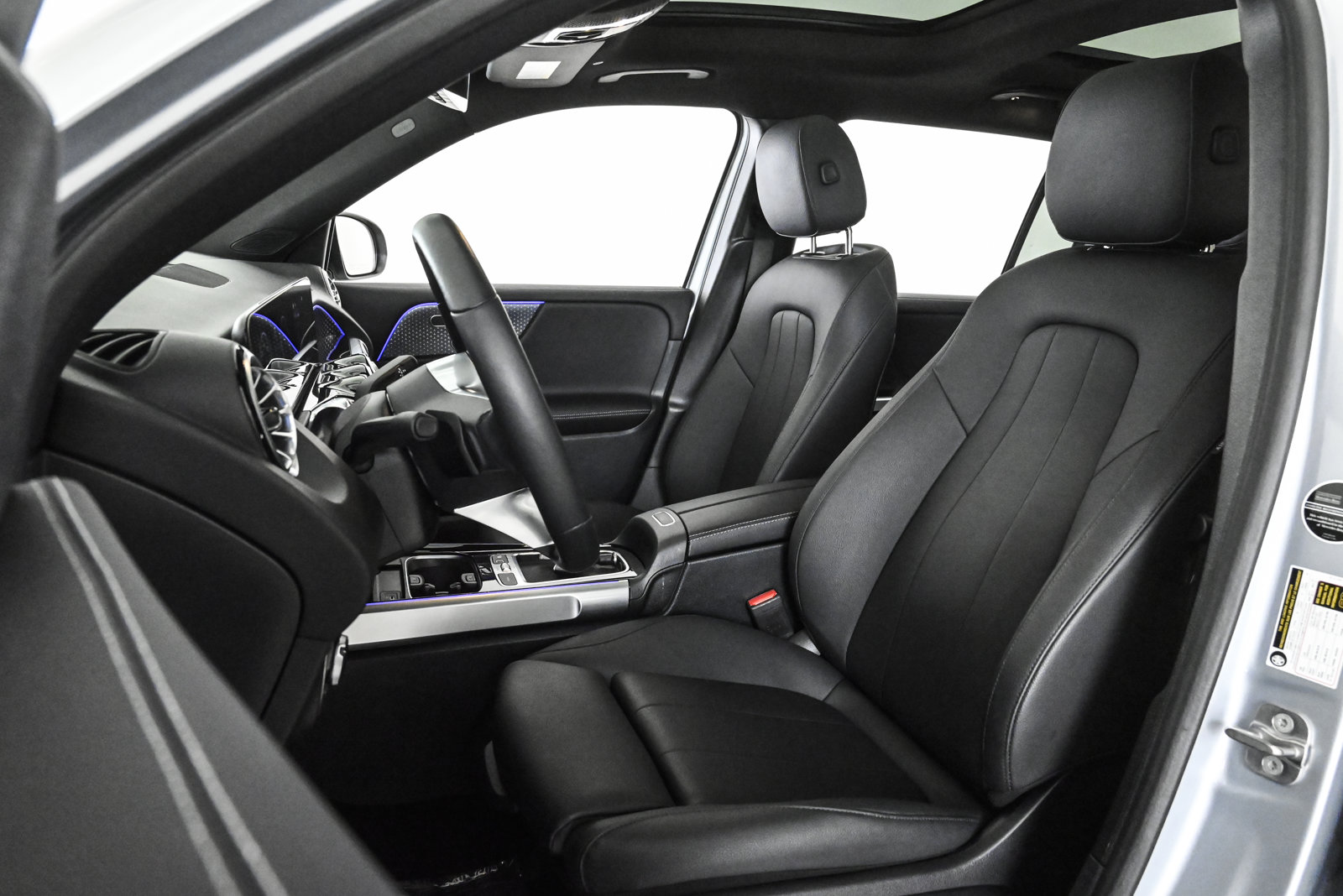 2025 MERCEDES-BENZ GLB-CLASS - Image 18