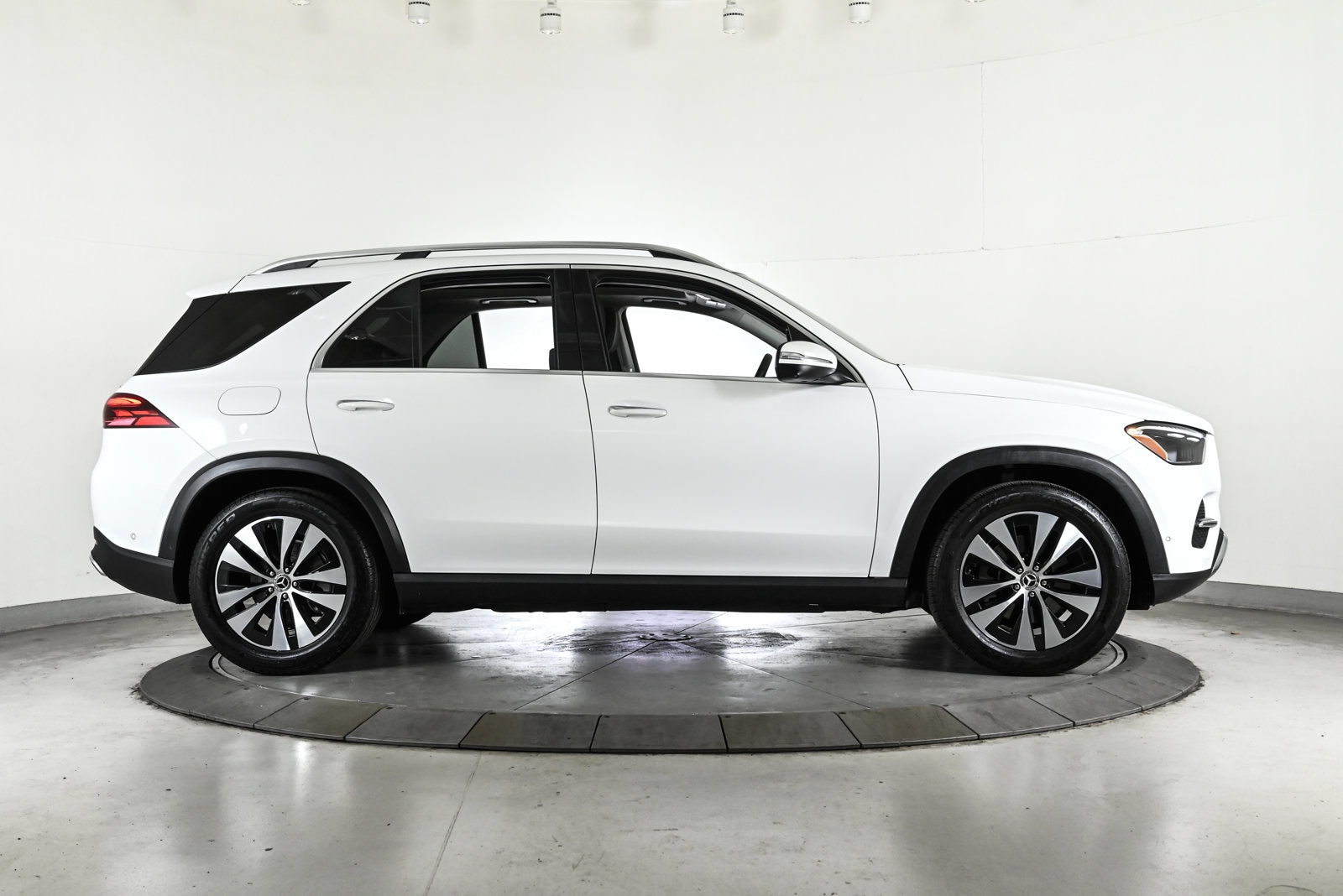 2025 MERCEDES-BENZ GLE-CLASS - Image 4