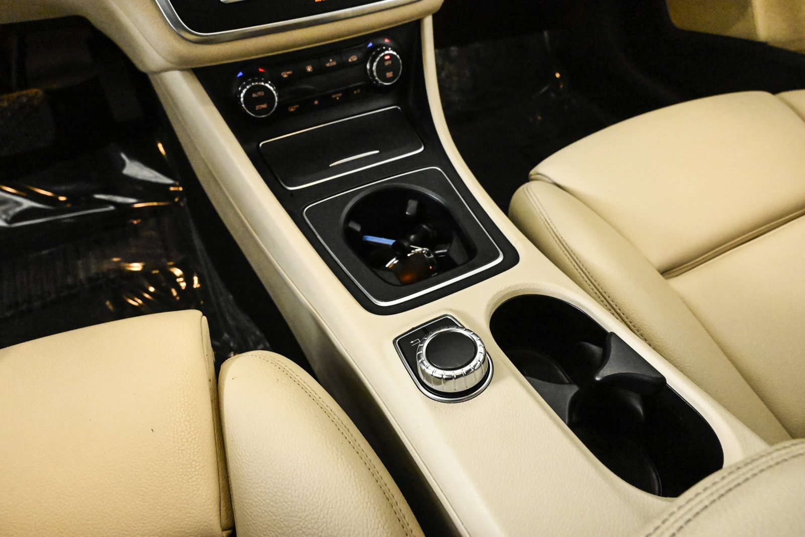 2020 MERCEDES-BENZ GLA-CLASS - Image 13