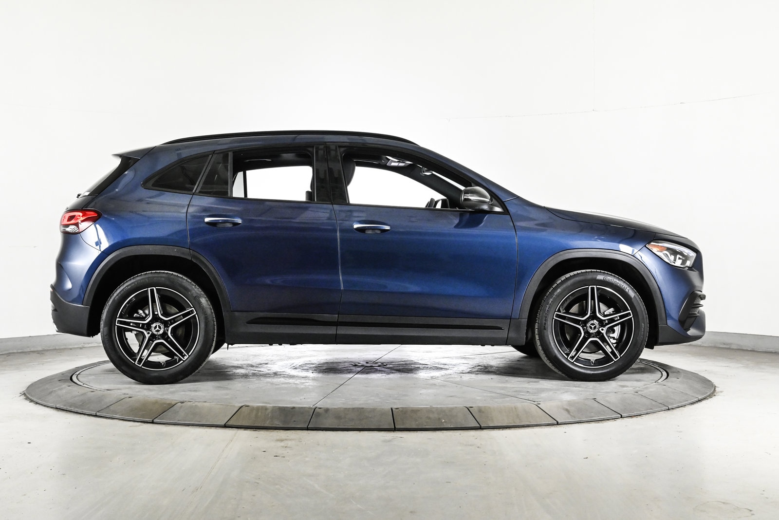 2023 MERCEDES-BENZ GLA-CLASS - Image 4
