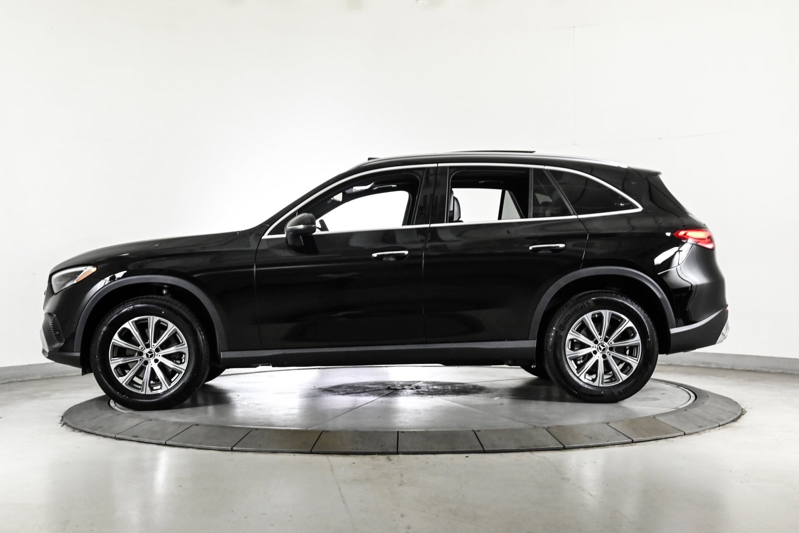 2026 MERCEDES-BENZ GLC-CLASS - Image 9