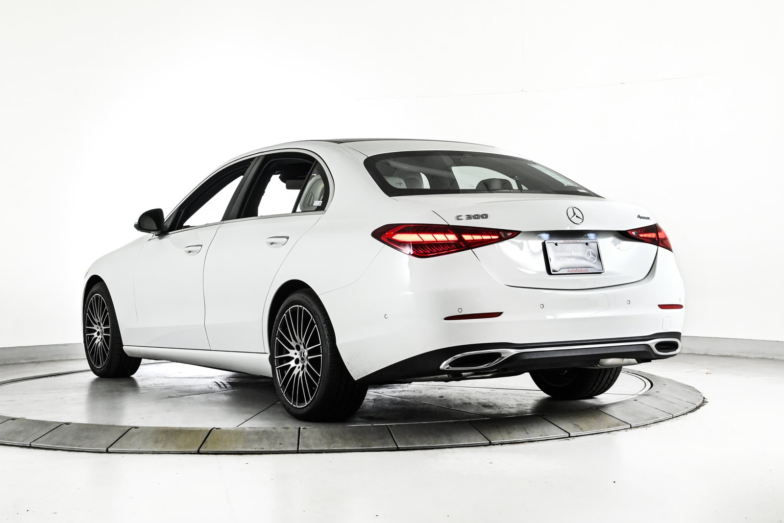 2025 MERCEDES-BENZ C-CLASS - Image 9