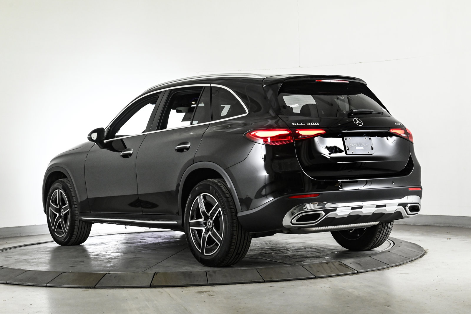 2026 MERCEDES-BENZ GLC-CLASS - Image 8