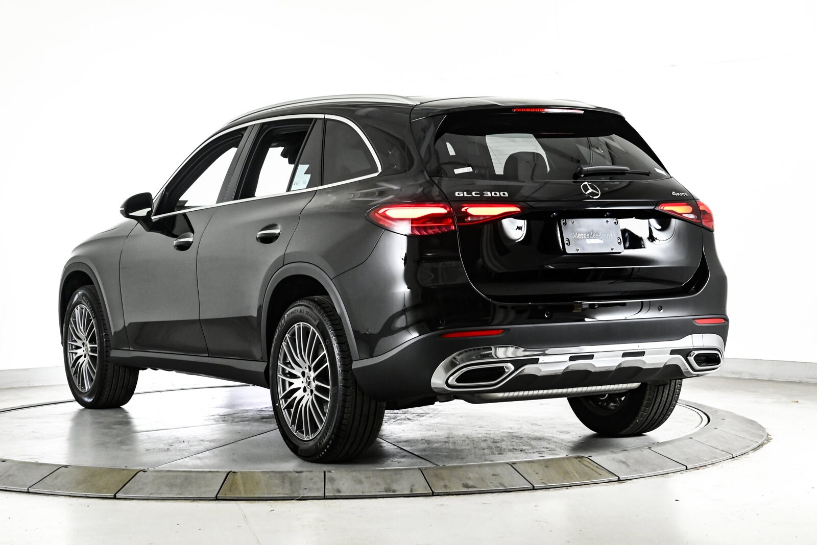 2026 MERCEDES-BENZ GLC-CLASS - Image 8