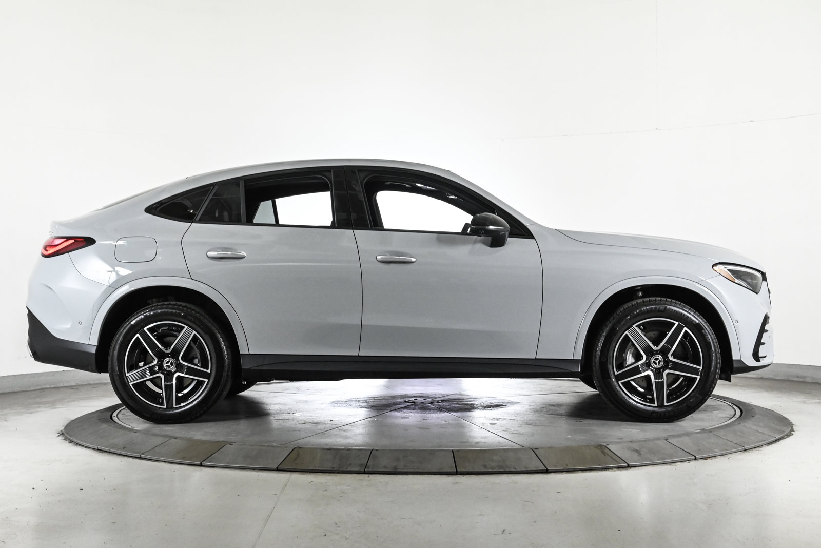 2026 MERCEDES-BENZ GLC-CLASS - Image 4