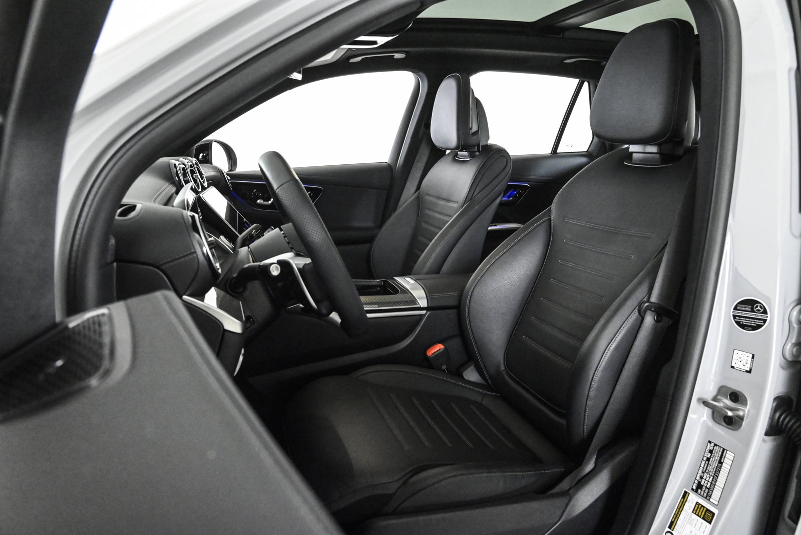 2025 MERCEDES-BENZ GLC-CLASS - Image 18